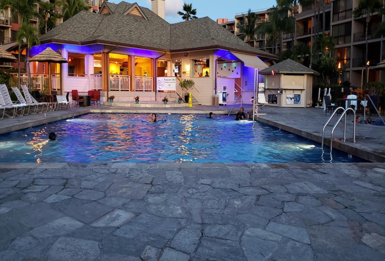 Maui Westside Presents: Kaanapali Shores 733 Stunning Ocean Views New Listing Appartement *