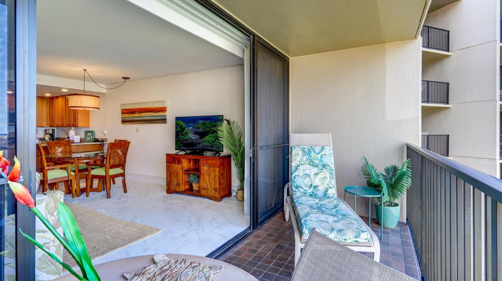 Maui Westside Presents: Kaanapali Shores 733 Stunning Ocean Views New Listing Appartement