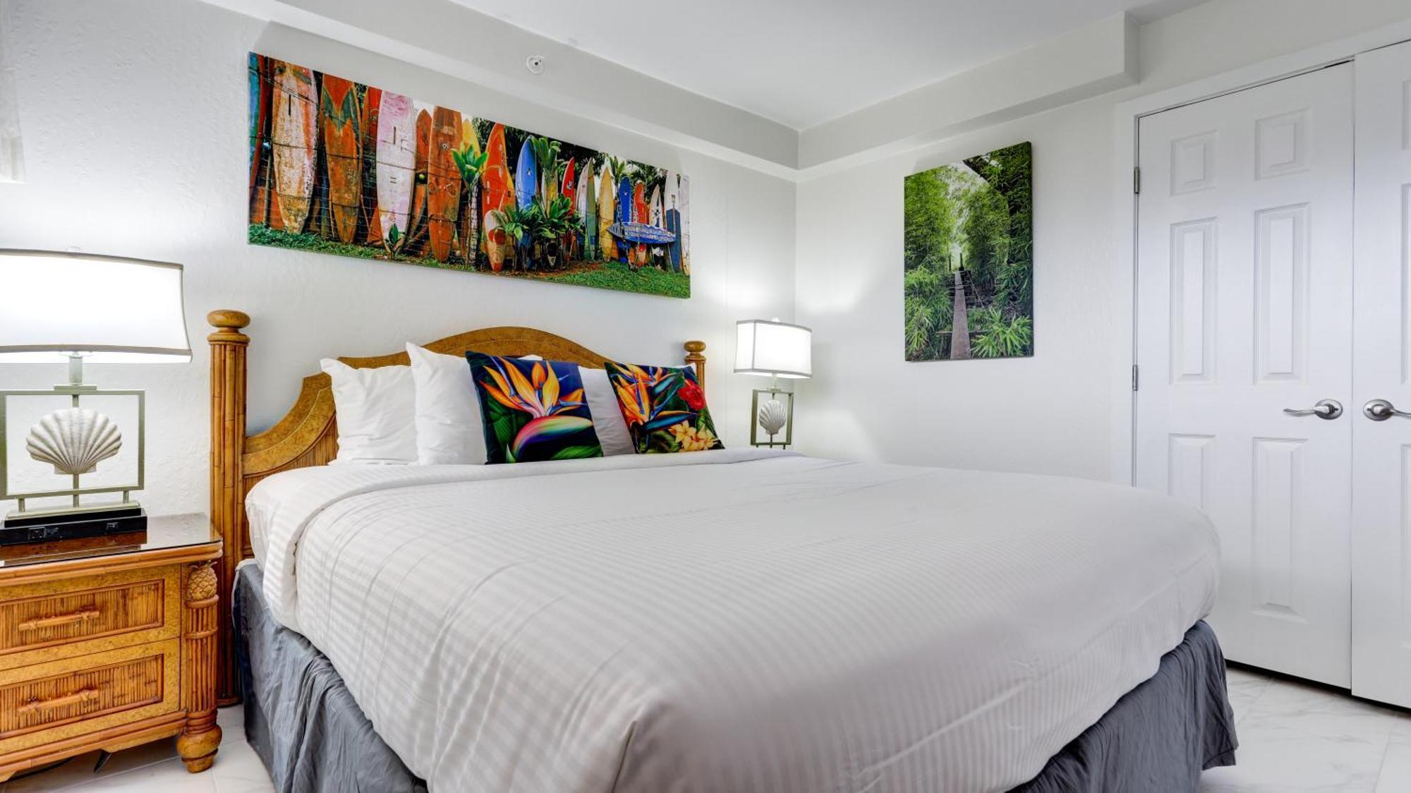 Maui Westside Presents: Kaanapali Shores 733 Stunning Ocean Views New Listing Appartement *